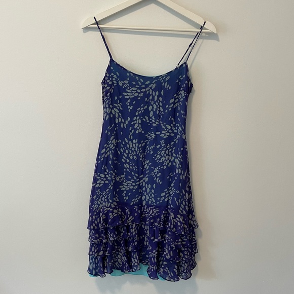 BCBGMaxAzria Dresses & Skirts - BCBG 100% Silk Ruffle Dress